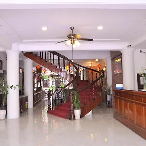 3* Hotel Nhi Nhi